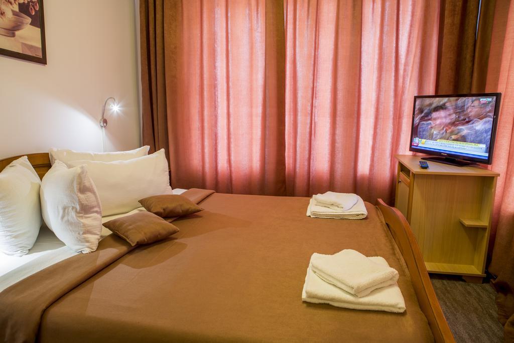 Motel Darina Ungheni  Esterno foto