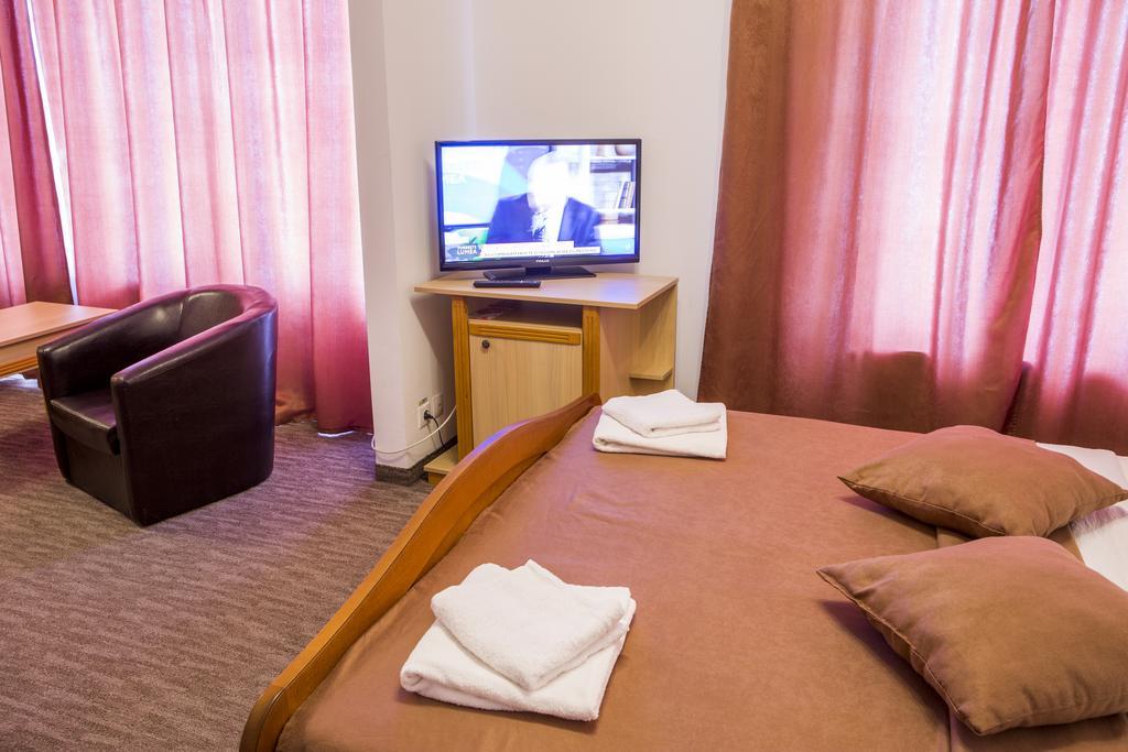 Motel Darina Ungheni  Esterno foto