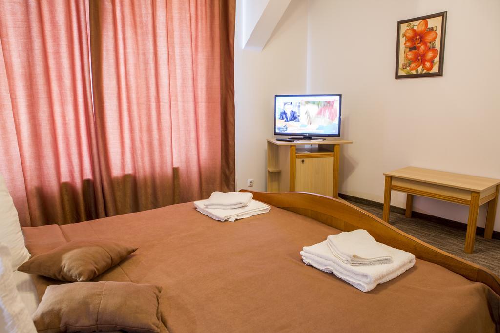 Motel Darina Ungheni  Esterno foto