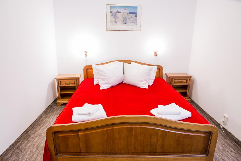 Motel Darina Ungheni  Esterno foto